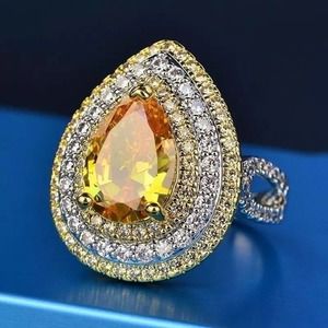New Woman’s Luxury Jewelry Pear Crystal CZ Ring SZ 5